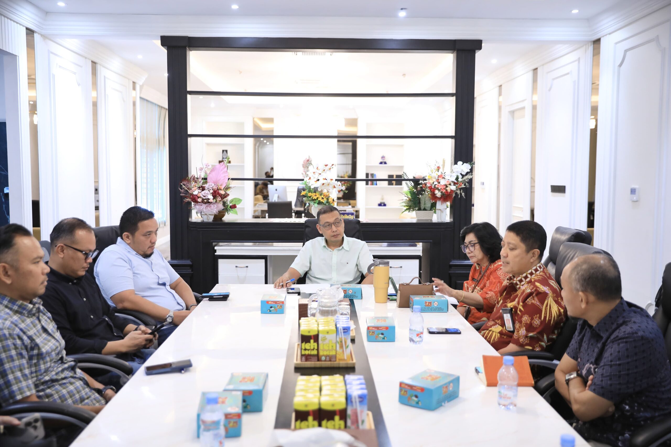 Jalankan Program Mulia Berjasa, Pemkot Makassar Tambah Kuota Penerima BPJS Ketenagakerjaan bagi Pekerja Rentan
