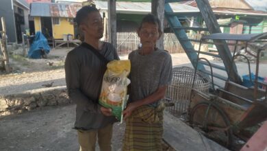 Giat Berbagi Kembali Digelar Komunitas Peduli Sesama Kabupaten Selayar di Wilayah Kelurahan Benteng Selatan