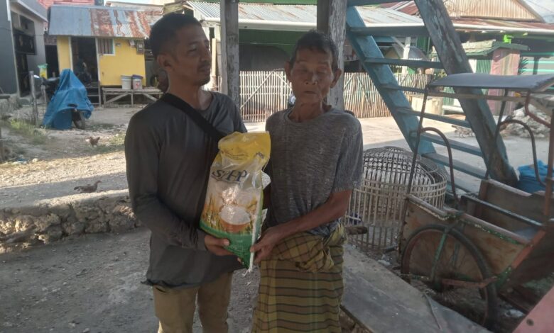 Giat Berbagi Kembali Digelar Komunitas Peduli Sesama Kabupaten Selayar di Wilayah Kelurahan Benteng Selatan