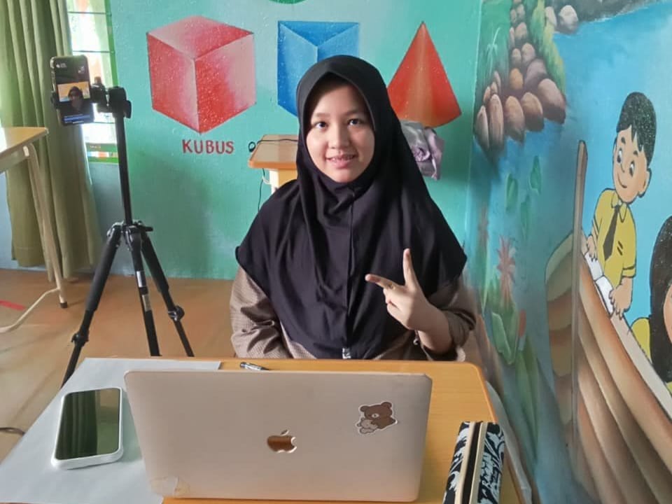 Siswi SD Islam Athirah 2 Bukit Baruga Lolos OSN Nasional 2025