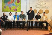 Ketua DPRD Makassar Menangis, Rela Pertaruhkan Nyawa Demi Kedamaian Makassar