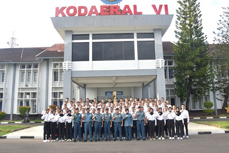 Kapoksahli Kodaeral VI Lepas Casis Bintara dan Tamtama PK Gel I 2025 Panda Makassar