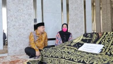 Wali Kota Munafri dan Wawali Aliyah Melayat ke Rumah Duka Ibunda Wagub Sulsel Sulsel