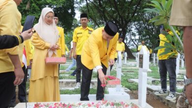 Munafri Pimpin Ziarah dan Tabur Bunga Peringati HUT Golkar ke-61 di TMP Panaikang