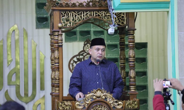 Munafri Ajak Warga Makassar Jadikan Masjid Pusat Kegiatan Sosial dan Pendidikan Umat