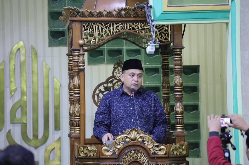 Munafri Ajak Warga Makassar Jadikan Masjid Pusat Kegiatan Sosial dan Pendidikan Umat