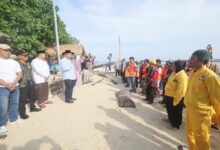 Gerakan Jumat Bersih Kota Makassar, Munafri Bareng Satgas Kebersihan Sisir Pulau Samalona