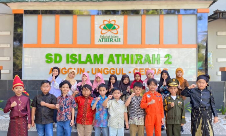 Siswa Athirah Tampil dengan Seragam Impian di Hari Sumpah Pemuda