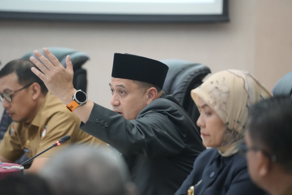 Wali Kota Makassar Beri Arahan dan Rekomendasi Kegiatan HUT ke-418 Kota di Rakor Teknis