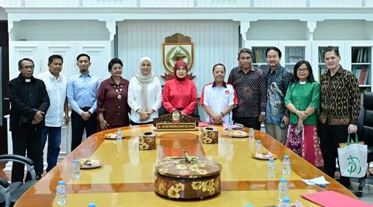 Olahraga Sekaligus Peduli Lingkungan, Aliyah Mustika Ilham Apresiasi Inisiatif DPD BAMAG Kota Makassar