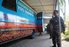 Klinik Mobil RSGM Ladokgi TNI AL Yos Sudarso Makassar: Menyentuh Hati, Melayani dengan Kasih untuk Senyum Sehat Masyarakat Kota Makassar