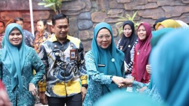 SMEP TP PKK Kecamatan Bontoala, Melinda Aksa Tekankan Pentingnya Kepedulian Lingkungan dan Edukasi Pengelolaan