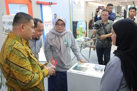 Wali Kota Makassar, Munafri Arifuddin, menaruh harapan besar kepada Bank Panin untuk terus berkontribusi dalam mendukung pembangunan kota.
