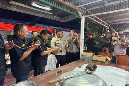 Wakapolrestabes Makassar Resmikan Posko FKPM Bangkala