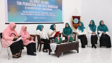 TP PKK Kota Makassar Ajak TP PKK Sangkarrang Edukasi Risiko Pernikahan Dini dan Optimalkan Potensi Laut Tekan Stunting