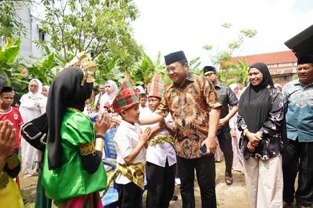 Wabup Gowa: Peringatan Maulid Nabi Dijadikan Momen Berbagi ke Sesama