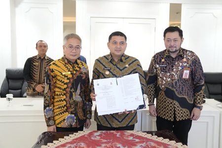 Wali Kota Makassar Tandatangani PKS Tripartit Sinergi Optimalisasi Pajak Pusat-Daerah