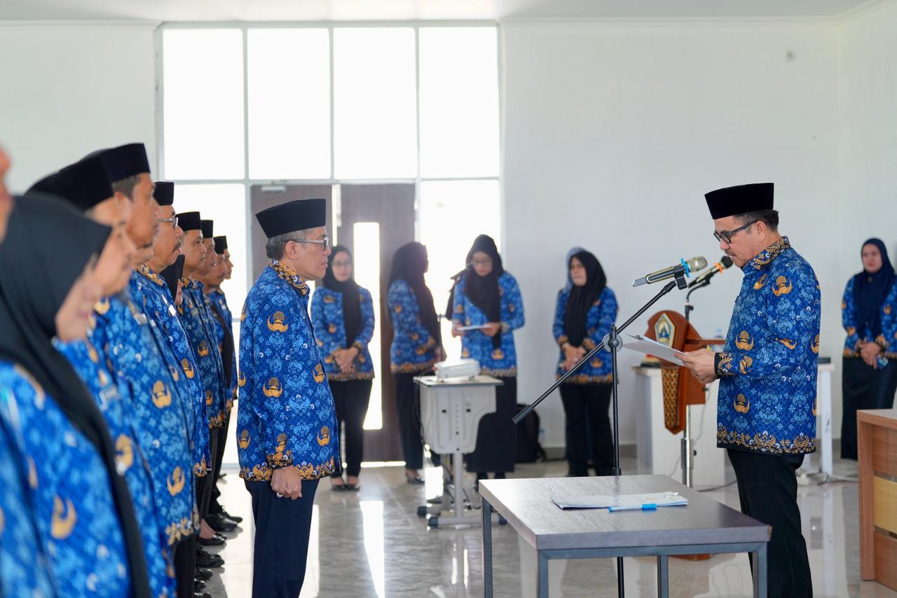 Sekprov Sulsel Jufri Rahman Resmi Mengukuhkan Dewan Pengurus Korpri Kabupaten Bantaeng Masa Bakti 2025-2030
