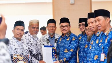 Mendapat Rehabilitasi Presiden, Guru SMAN 1 Luwu Utara Kembali Aktif sebagai ASN