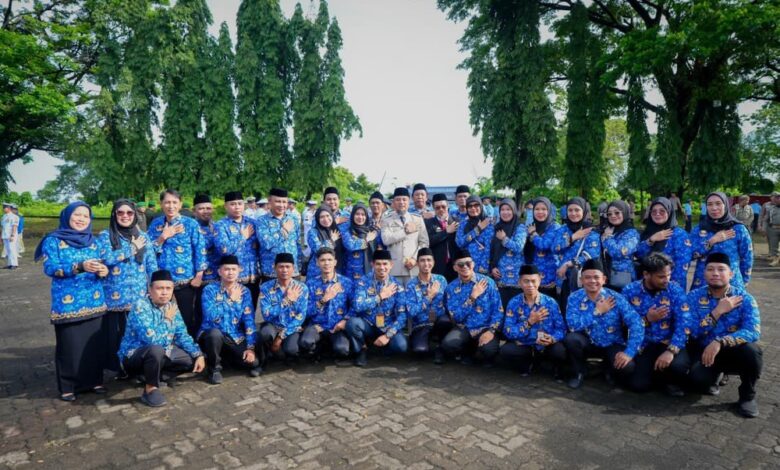 Pimpin Upacara Peringatan HKN ke-61 Gubernur Sulsel Apresiasi Pengabdian Tenaga Kesehatan