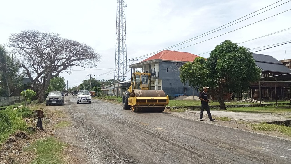 Bantuan Keuangan Pemprov Sulsel Bantu Percepatan Perbaikan Tujuh Rias Jalan Rusak Berat di Pinrang