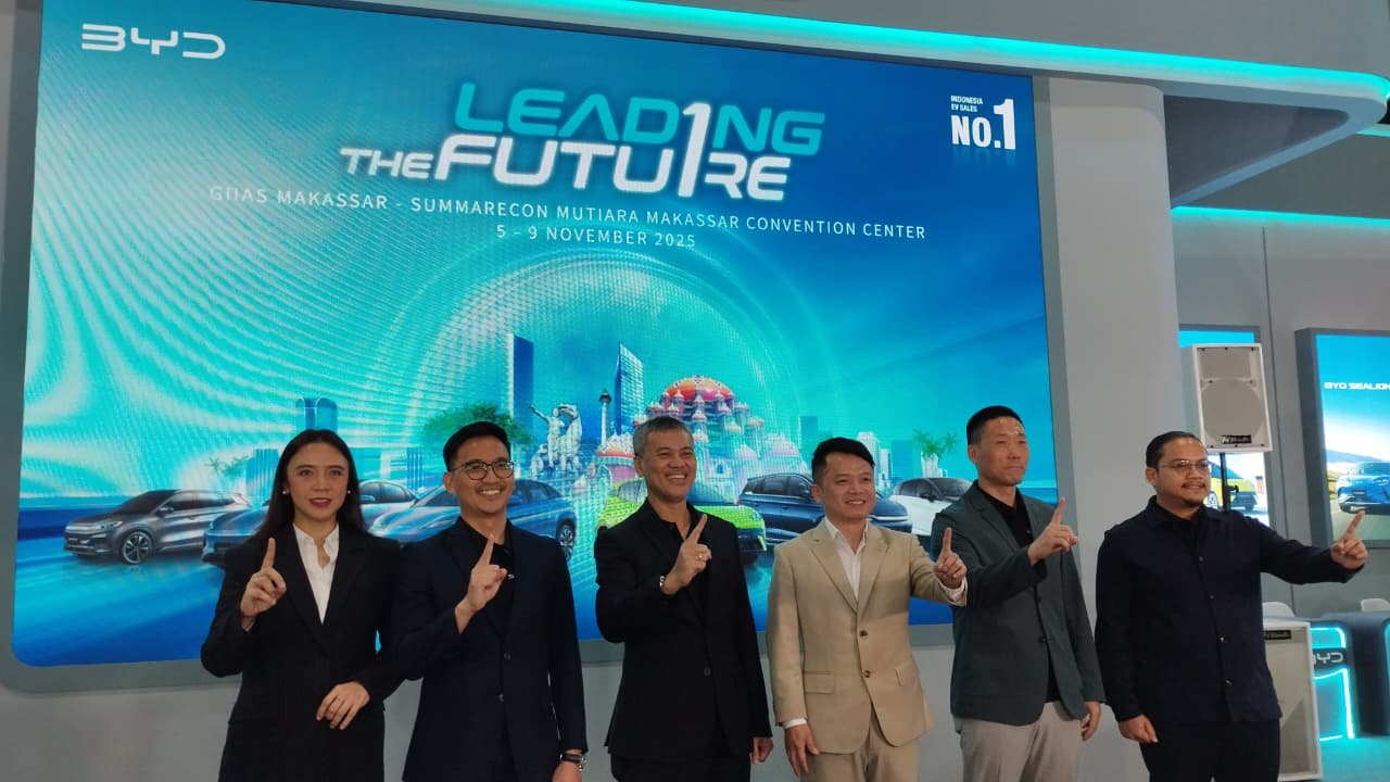 BYD Indonesia Resmi Hadir di GIIAS Makassar 2025, Luncurkan BYD ATTO 1 “Leading The Future