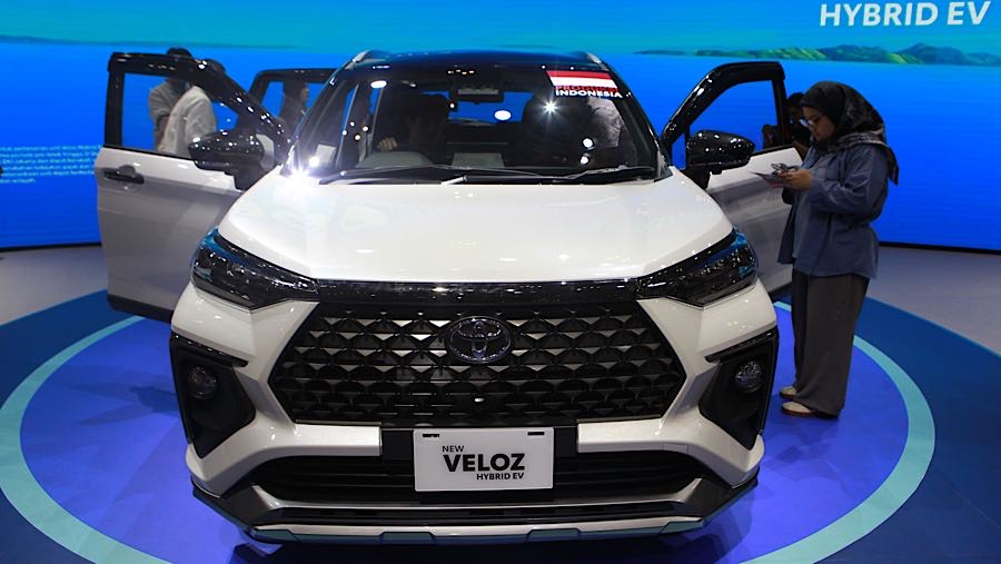 GJAW 2025 Jadi Panggung Toyota Debut Global Veloz Hybrid EV & Penjualan BEV Perdana