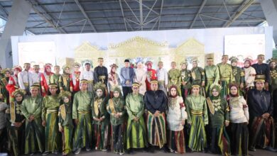 Pemkot Gelar Isbat Nikah Massal, 33 Pasangan Kini Sah di Mata Negara di HUT Makassar ke-418