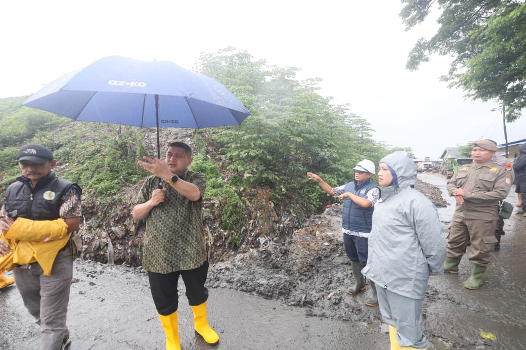 Wali Kota Munafri Pantau TPA Antang, Fokus Kurangi Tumpukan dan Benahi Akses Jalan