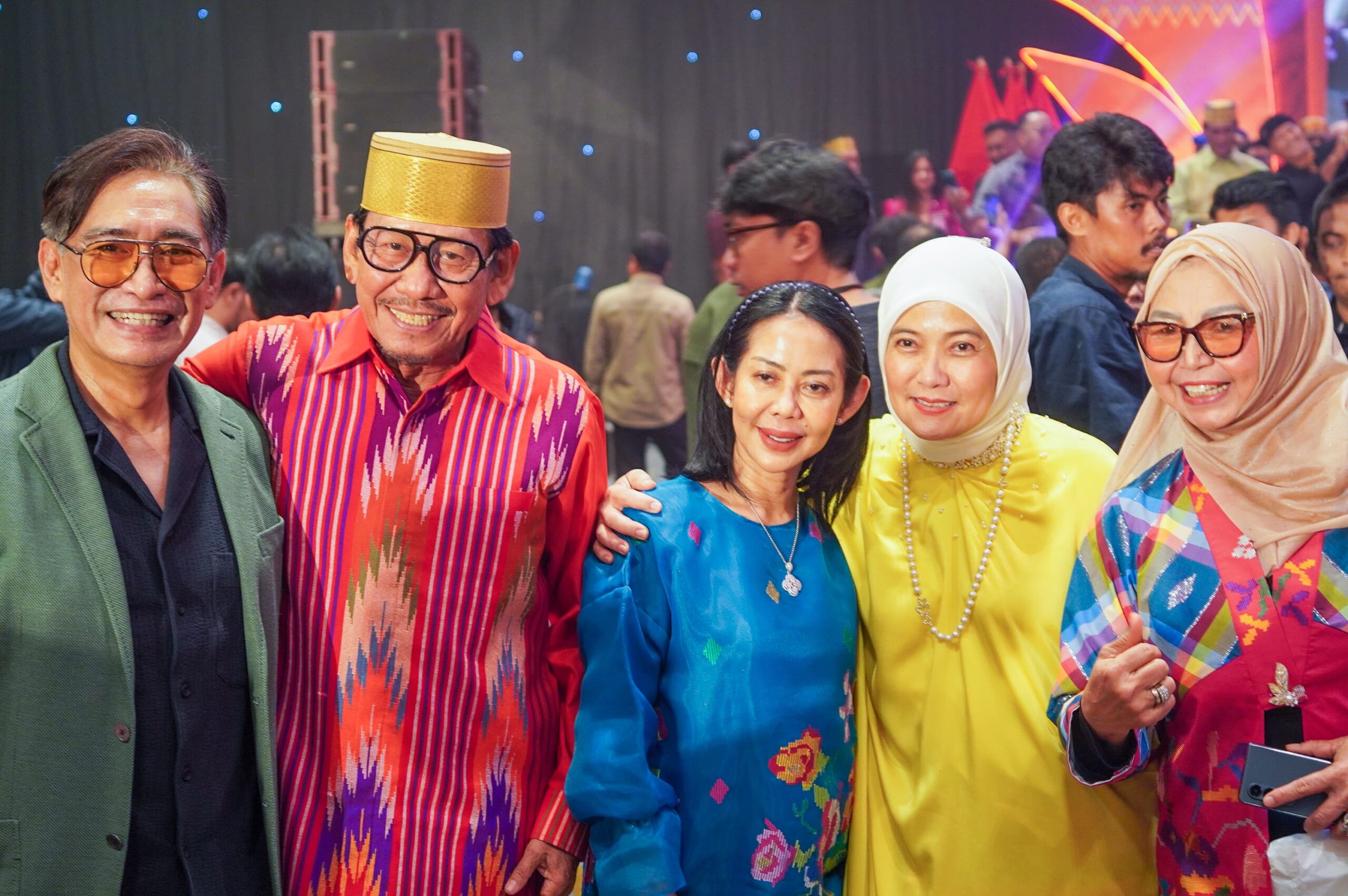 UMKM Naik Kelas! Aliyah Mustika Ilham Ramaikan Tjap Legende 2025 dan Fashion Fiesta