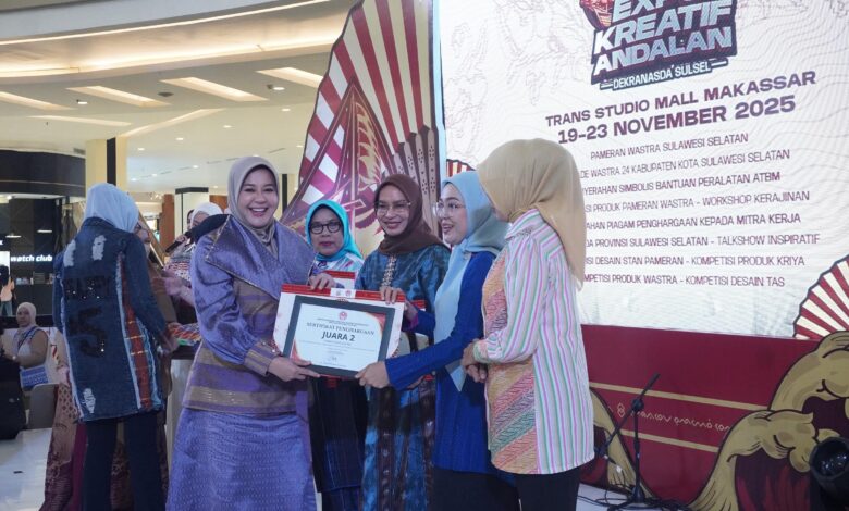 Expo Kreatif Andalan 2025, Dekranasda Makassar Juara 2 Parade Wastra