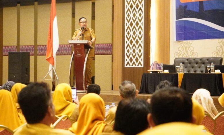 Buka Workshop Pembinaan Sekolah Adiwiyata Andi Akmal Komitmen Wujudkan Generasi Peduli Lingkungan