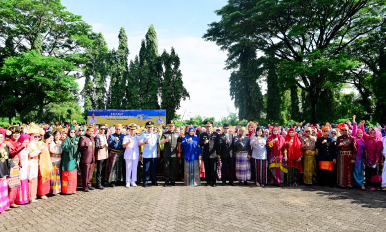 Pimpin Upacara Hari Guru, Fatmawati Rusdi Tekankan Pemerataan Pendidikan