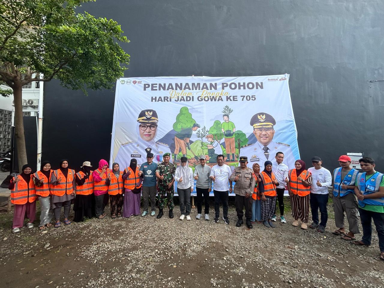 Pemkab Gowa dan Kemendes PDT Tanam Pohon Sukun, Wujudkan Komitmen Lingkungan Hijau Jelang HJG ke-705