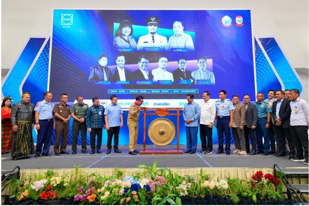 Buka Rakerkonprov Apindo Sulsel 2025, Sekda Sulsel Jufri Rahman Dorong Iklim Usaha Kondusif dan Serap Tenaga Kerja