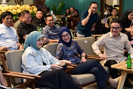 Aliyah Mustika Ilham Menghadiri Grand Opening Seroeni Makassar di Kawasan CPI