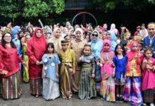 Aliyah Mustika Rayakan Peringatan HGN dan HUT ke-80 PGRI Bersama Murid dan Pendidik