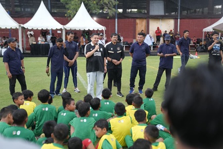 Munafri Dorong Penguatan Sepak Bola Usia Dini di Makassar