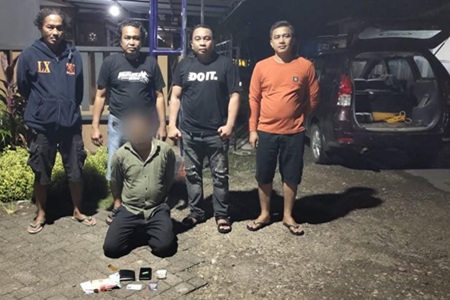 Gunakan Sabu Dengan Sistem Tempel, Warga Cina Ini Dibekuk Tim Opsnal Polsek Tanete Riattang