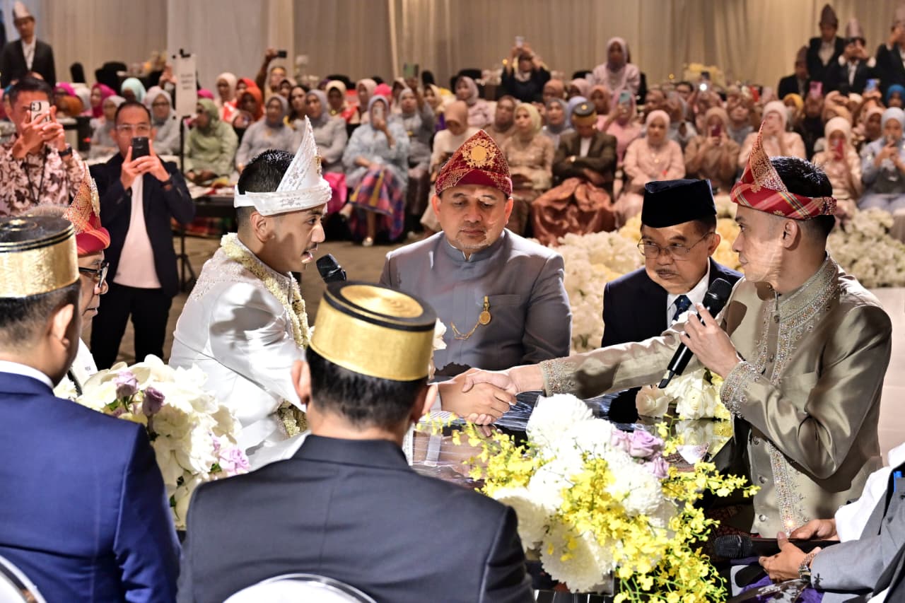 Akad Nikah Fiqar–Falih Berlangsung Khidmat, Dihadiri Wapres Jusuf Kalla dan Tokoh Nasional