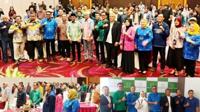 Mewakili Wali Kota Asisten 3 Pemkot Palu Hadiri Pelantikan Pengurus KAHMI dan HIPKA Sulteng