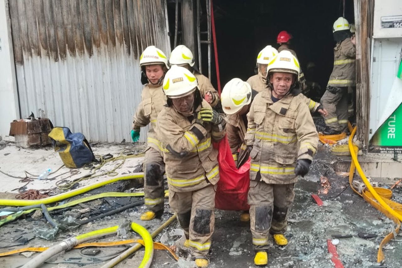 22 Orang Tewas dalam Kebakaran Gedung Terra Drone Kemayoran, Diduga Berasal dari Baterai Drone