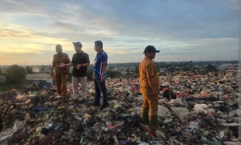 DLH Makassar Buka Jalur Baru TPA Antang, Antrean Armada Sampah Kian Terurai