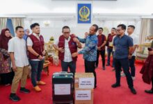 Gubernur Sulsel Lepas Tim Medis dan TRC, Siap Bentuk Posko Kedaruratan di Aceh, Sumut dan Sumbar