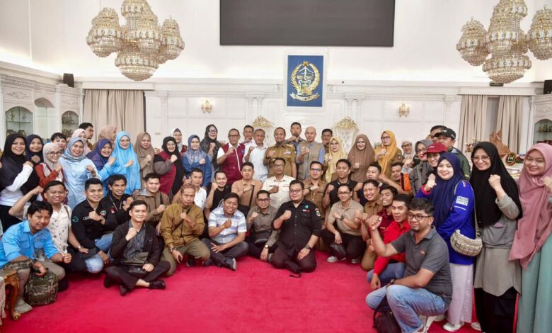 Gubernur Sulsel Lepas 100 Nakes dan Tambahan Rp1 Miliar untuk Bantu Penanganan Bencana di Aceh Tamiang