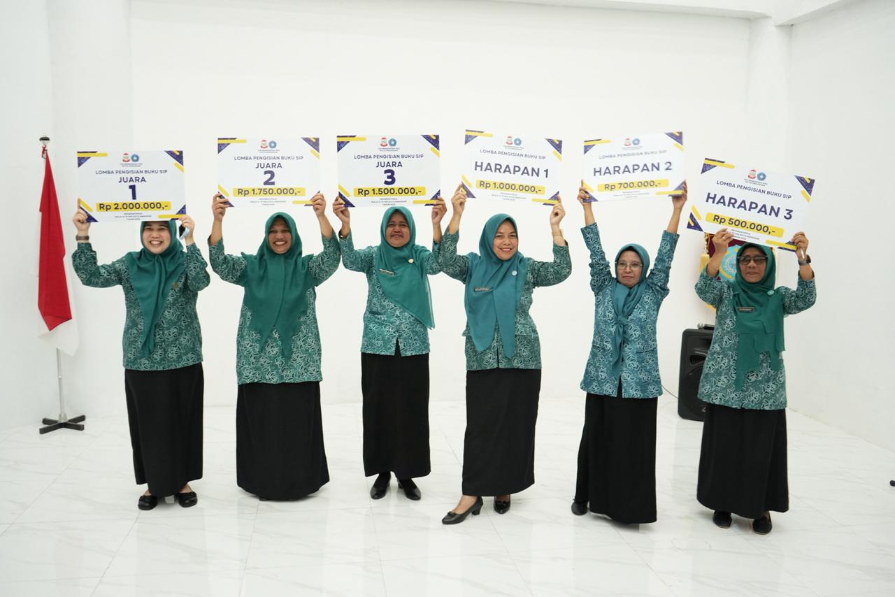 TP PKK Makassar Tingkatkan Kapasitas Kader Lewat Lomba Buku SIP 2025