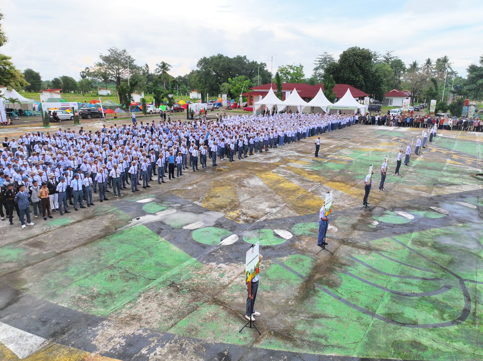 Gubernur Sulsel Hadirkan Ustadz Firanda Motivasi Ribuan Jambore OSIS SMA se-Sulsel