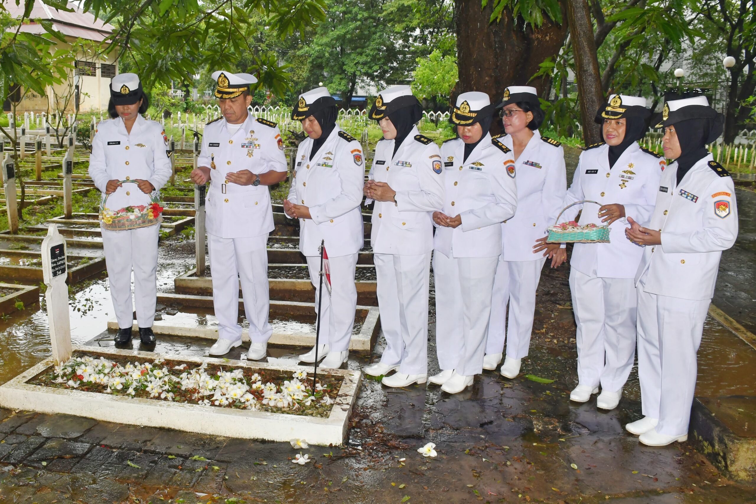 Peringati Momentum HUT ke-63, Kowal Wilayah Makassar Gelar Ziarah Rombongan