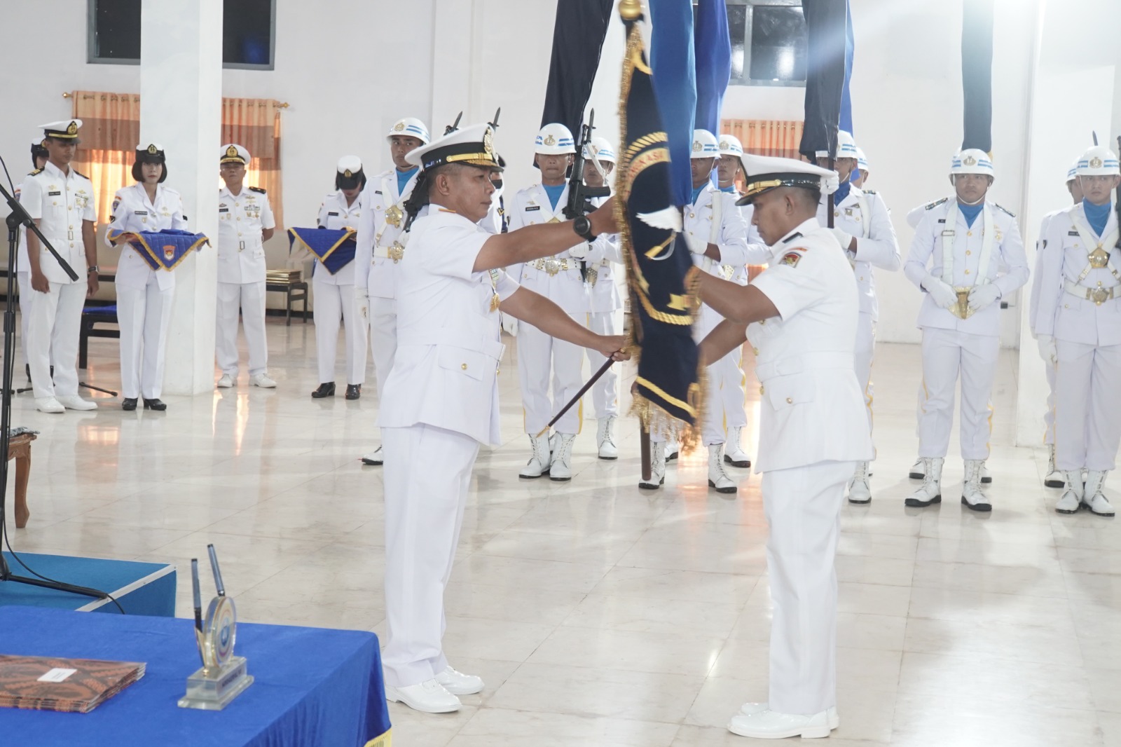 Kokohkan Poros Komando dan Profesionalisme, Komandan Kodaeral VI Pimpin Sertijab dan Pengukuhan Pejabat Strategis