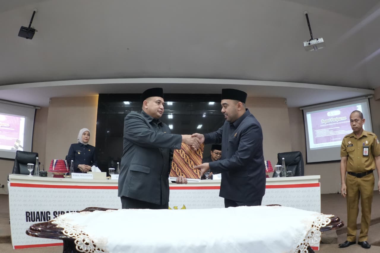 Sepakati Tiga Ranperda Pemkot dan DPRD Makassar Sepakati Tiga Ranperda Strategis, Perkuat Tata Kelola Pemerintahan